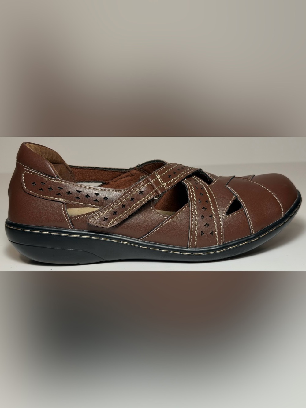 TERRIKAT Brown Leather Crossover Mary Jane Loafers Flats Sz 7.5